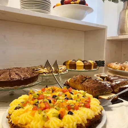 A Mare فندق ايراكليا ماري