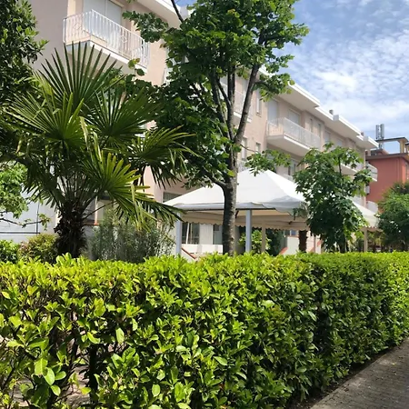 A Mare Hotel *